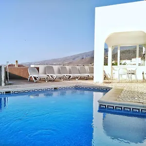 beautiful-villa-4-bdrm-pool.tenerifehoteles.net/